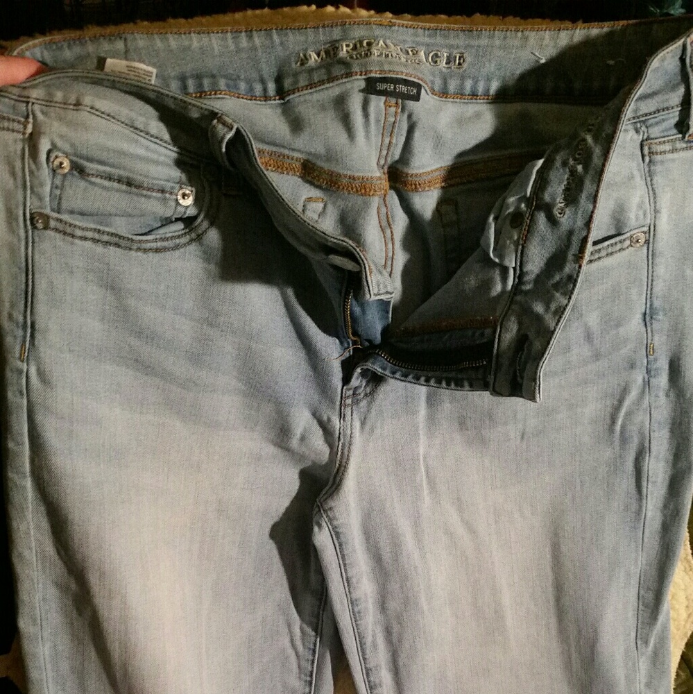 American Eagle favorite boyfriend jeans size 16